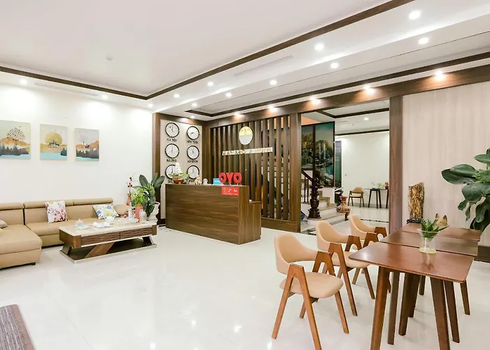 Hotel Manarola Bai Chay 3*